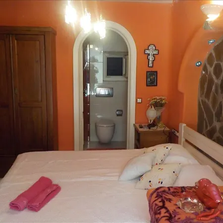 Maria Tzi Villa *