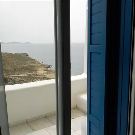 Maria Tzi Houlakia (Mykonos)